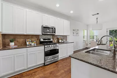 9421 Eagle Knoll, Austin, TX 78717 - Photo 10