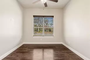 121 Wagon Gap Ct, Bastrop, TX 78602 - Photo 18