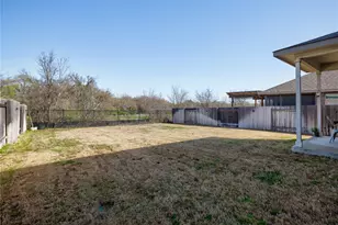 5901 Scenic Lake Dr, Georgetown, TX 78626 - Photo 38