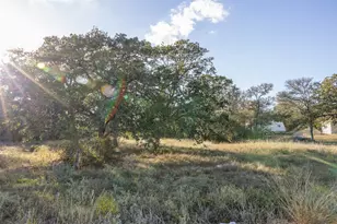 123 Grace Ln, Dale, TX 78616 - Photo 1