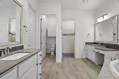 104 Rock Bend Court Rock Bend Court, Marble Falls, TX 78654 - Photo 12