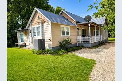 328 W Pietzsch Street, Bartlett, TX 76511 - Photo 6