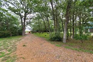 281 Earl Callahan Rd, Cedar Creek, TX 78612 - Photo 2