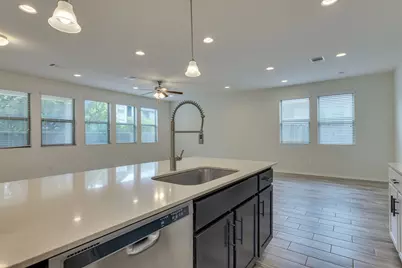 13519 Feldspar Drive, Austin, TX 78729 - Photo 18