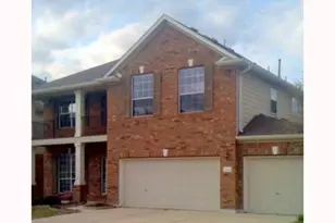 1553 Homewood Cir, Round Rock, TX 78665 - Photo 2