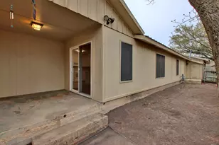 8204 Exmoor Dr, Austin, TX 78757 - Photo 18