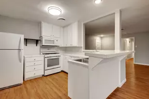 8204 Exmoor Dr, Austin, TX 78757 - Photo 8