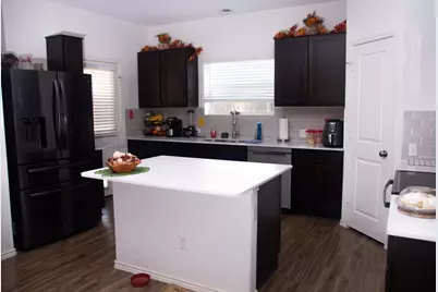 208 Greatest Gift Way, Jarrell, TX 76537 - Photo 6