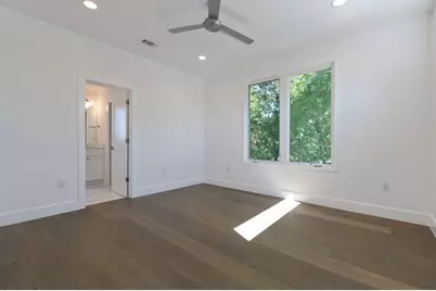 2504 E 6th Street #2, Austin, TX 78702 - Photo 10