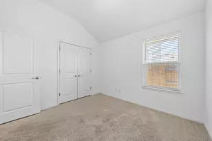 219 Trailside Ln, Bastrop, TX 78602 - Photo 12