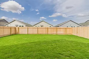 250 Twilight Breeze Wy, Hutto, TX 78634 - Photo 18