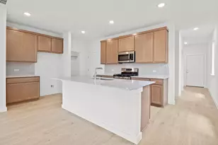 1008 Universal Dr, Hutto, TX 78634 - Photo 12
