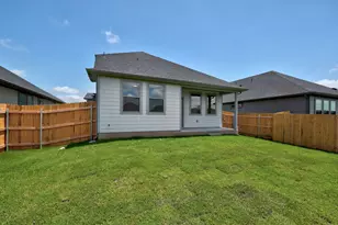 1008 Universal Dr, Hutto, TX 78634 - Photo 30