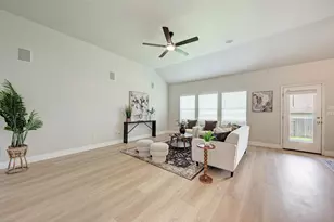 1704 Stonehaven Ln, Round Rock, TX 78665 - Photo 10
