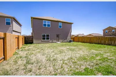 101 Hyacinth Way #1-L, Jarrell, TX 76537 - Photo 14