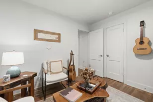 5206 Duval St, Austin, TX 78751 - Photo 12