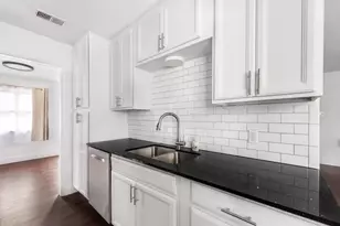 5700 Signal Point, Austin, TX 78724 - Photo 6