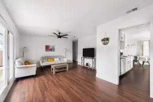 5700 Signal Point, Austin, TX 78724 - Photo 4