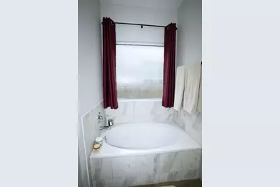 8014 Purple Aster Pass, Lago Vista, TX 78645 - Photo 16