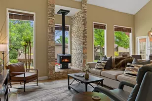 23 Stoney Creek Cove, Lakeway, TX 78734 - Photo 4