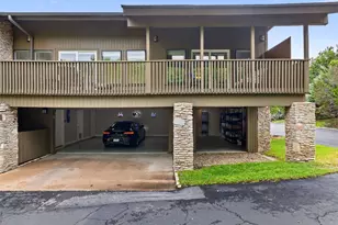 23 Stoney Creek Cove, Lakeway, TX 78734 - Photo 2