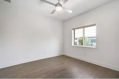 2101 Montopolis Drive #10, Austin, TX 78741 - Photo 18