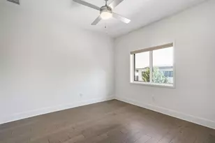 2101 Montopolis Dr, Austin, TX 78741 - Photo 18