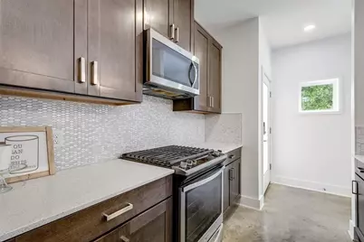 2101 Montopolis Drive #10, Austin, TX 78741 - Photo 10