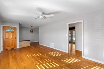 1000 Arcadia Avenue, Austin, TX 78757 - Photo 6