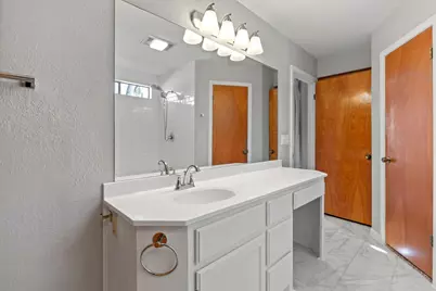 1000 Arcadia Avenue, Austin, TX 78757 - Photo 16