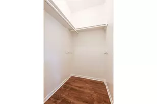 203 E 31st St, Austin, TX 78705 - Photo 26