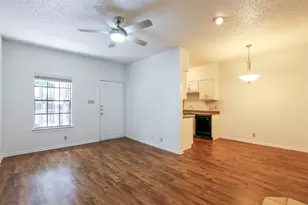 203 E 31st St, Austin, TX 78705 - Photo 8