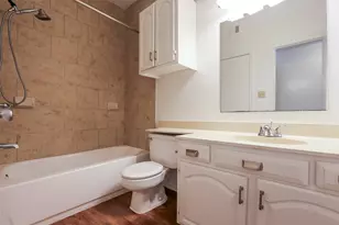 203 E 31st St, Austin, TX 78705 - Photo 24