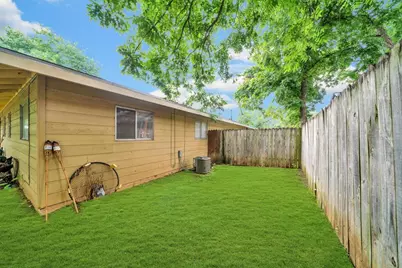 1104 Kinney Avenue #B, Austin, TX 78704 - Photo 14