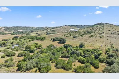 000 Flickering Sky Circle, Blanco, TX 78606 - Photo 6
