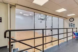 40 N Interstate 35 Hwy, Austin, TX 78701 - Photo 34