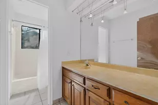 5107 McKittrick Canyon Dr, Austin, TX 78759 - Photo 18
