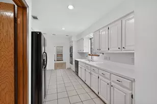 5107 McKittrick Canyon Dr, Austin, TX 78759 - Photo 10