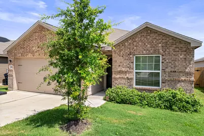 216 Wincanton Lane, Jarrell, TX 76537 - Photo 4
