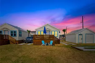 340 N Alister St, Port Aransas, TX 78373 - Photo 24