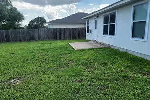 111 Sylvan St, Hutto, TX 78634 - Photo 12