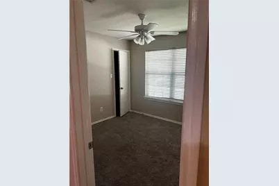 111 Sylvan Street, Hutto, TX 78634 - Photo 10