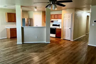 111 Sylvan St, Hutto, TX 78634 - Photo 4