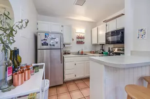 1000 W 26th St, Austin, TX 78705 - Photo 4