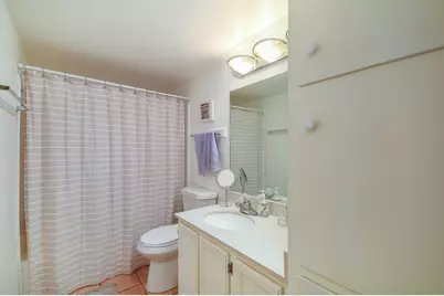 1000 W 26th Street #114, Austin, TX 78705 - Photo 8