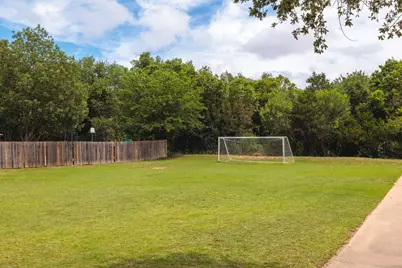 7113 Bending Oak Road, Austin, TX 78749 - Photo 38