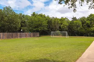 7113 Bending Oak Rd, Austin, TX 78749 - Photo 36
