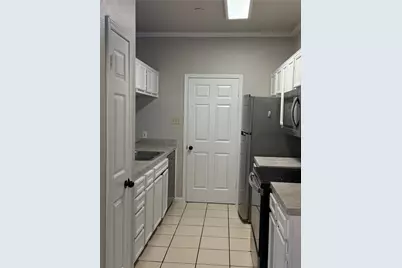 6501 Columbia Oaks Court #3B, Austin, TX 78759 - Photo 4