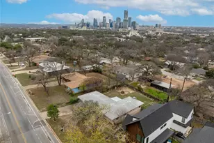 1710 Woodland Ave, Austin, TX 78741 - Photo 1
