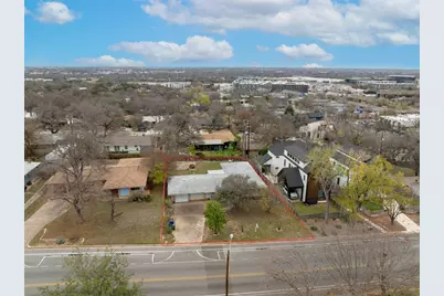1710 Woodland Avenue, Austin, TX 78741 - Photo 4